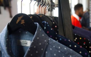 مزاج سوداوي وجوارب بنفسجية