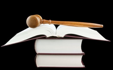 التعاطي مع القوانين الوضعية