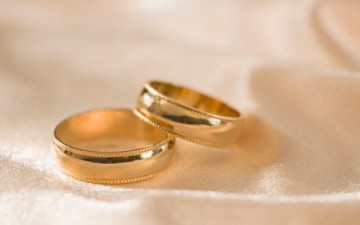 دور الزوجة في إسعاد الزوج.. هدف سامٍ