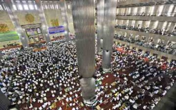 وحدة القانون والعبادات