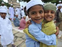 يألفون ويؤلفون