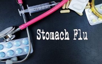 كيف تفرق بين النزلة المعوية والتسمم الغذائي؟