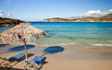 10 نصائح للتمتع بالشمس واتقاء أضرارها