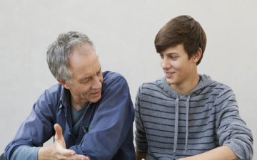 وسائل الأسرة في تربية المراهق