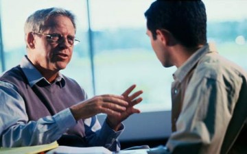 ضرورة المشاورة في إدارة المجتمع