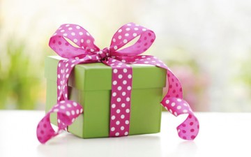 إتيكيت تقديم الهدايا