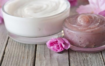 سبب إصابة المراهقين بحب الشباب