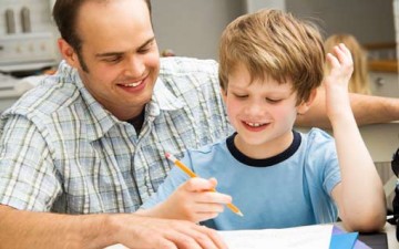 مساعدة الطفل في تحقيق نجاحه الدراسي