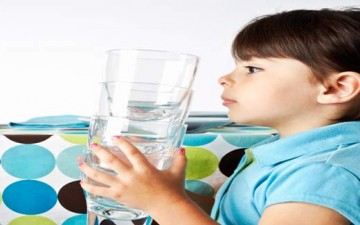 تنمية مساعدة الذات عند الطفل