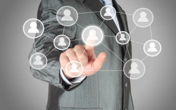 أيها المدير: لا تدعهم يتّكِلون عليك