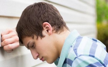 مشكلات مرحلة المراهقة الانفعالية