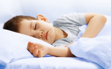 مساعدة الطفل في الحصول على إيقاع نوم صحي