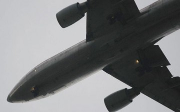 هبوط اضطراري لطائرة بسبب سامسونغ