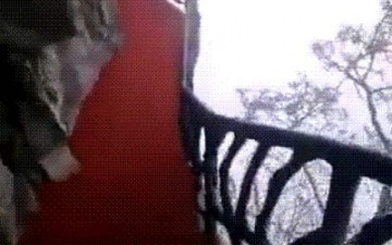 جسر مرعب يبلغ ارتفاعه 1220 متراً