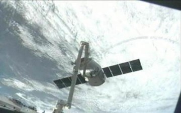 كبسولة فضاء تحمل امدادات تصل الى المحطة الدولية