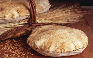 هل يفقد الخبز قيمته الغذائية عند تجميده؟