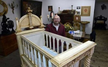 نحات بولندي ينفذ «مهدا ملكيا» لطفل الامير وليام وزوجته كايت المنتظر