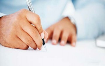 قلم ذهبي في عالم الكتابة